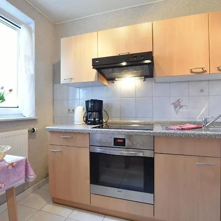 Holiday home With Terrace In Warnkenhagen *